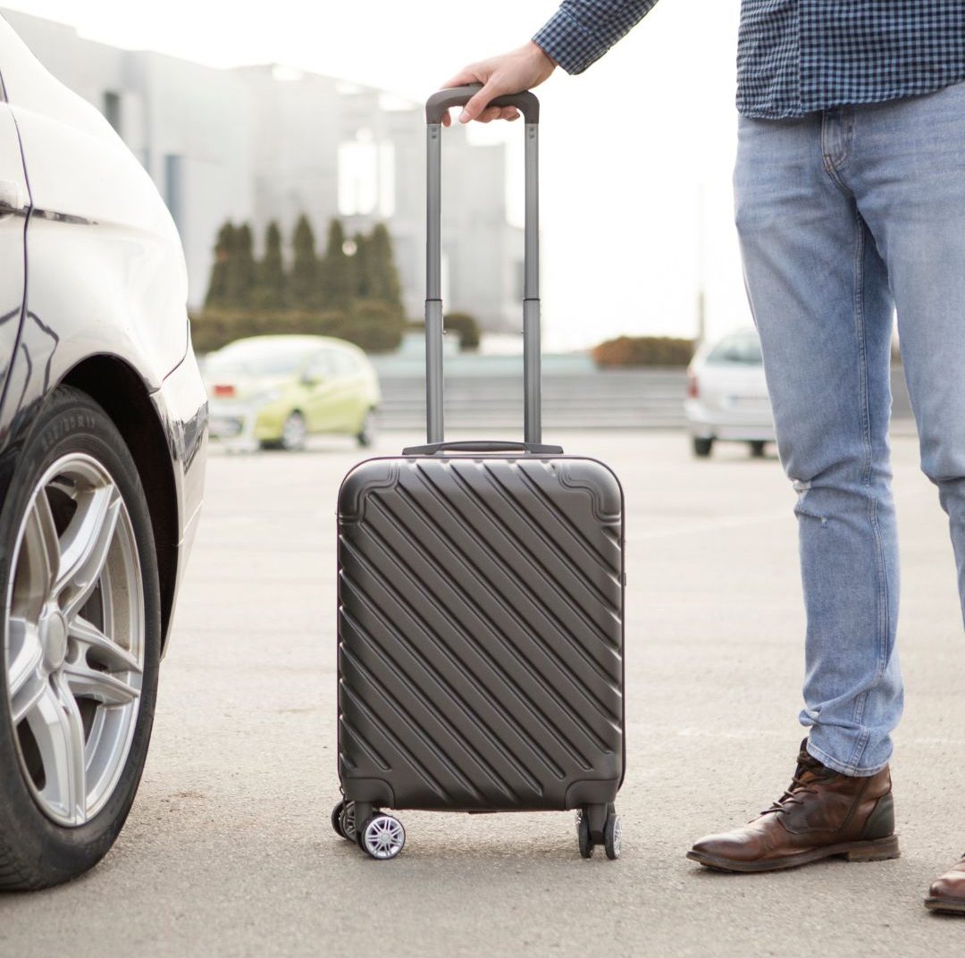 Dulles Airport Hotels With Park And Fly airportparkfly.com